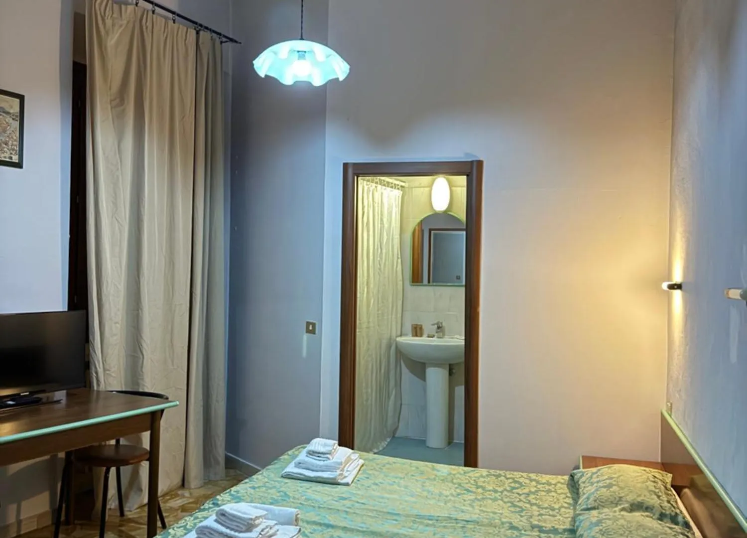 ***  Hotel Montreal Florence Italy