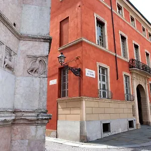 Palazzo Dalla Rosa Prati 2* פארמה