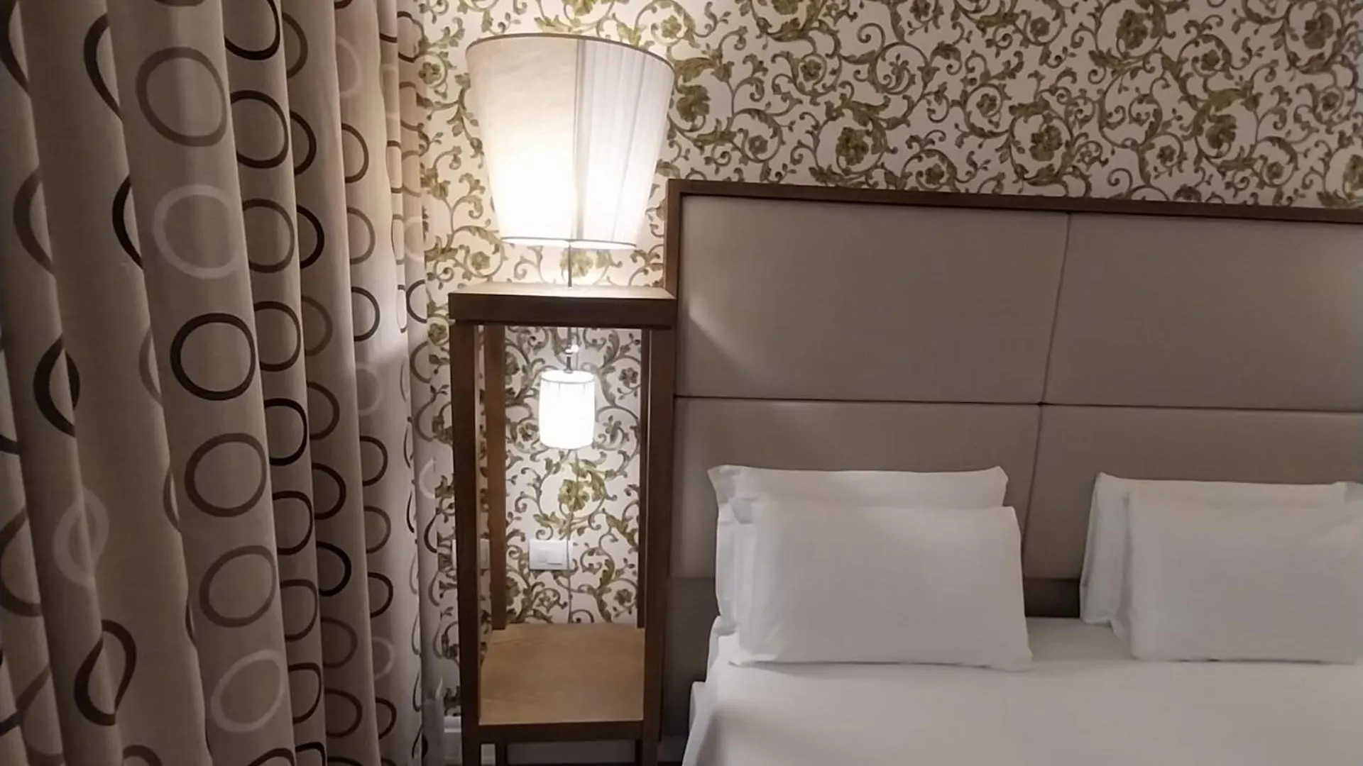 Hotel Montreal Firenze 3*,