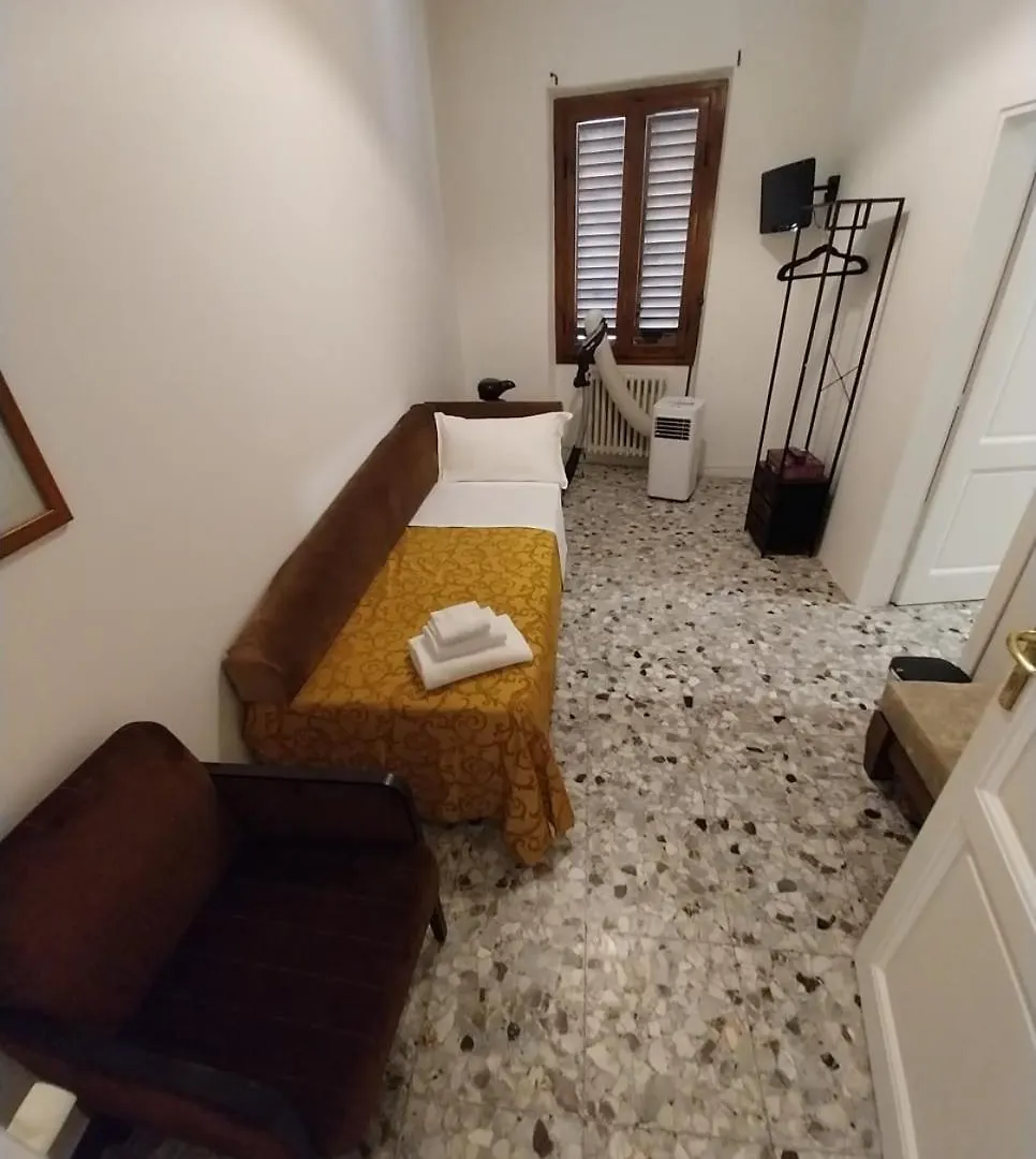 ***  Hotel Montreal Firenze Italia